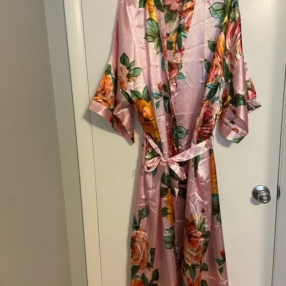 Floral Satin Kimono Robe - Picture 1 of 3